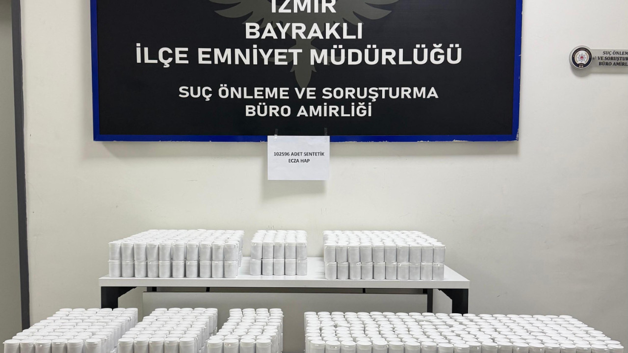 Polisi alarma geçiren baskın: Evden 102 bin sentetik hap çıktı