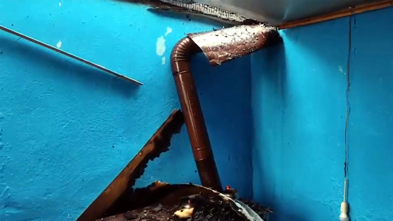 Sobadan çıkan kıvılcım evi kül etti: Saray’da kork…