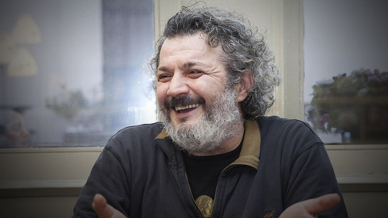 Ünlü sanatçı Müfit Can Saçıntı laiklik için ifade verdi