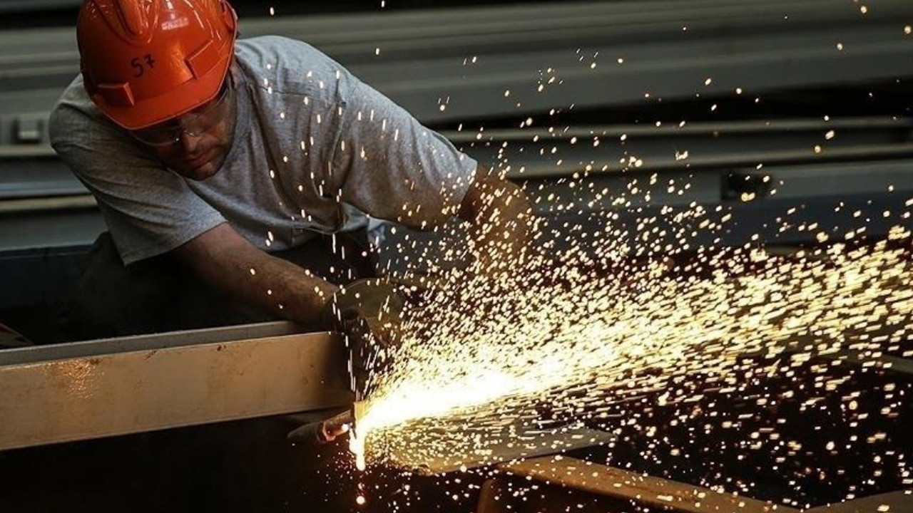 2 ayın ardından sanayi üretim endeksi artışa geçti