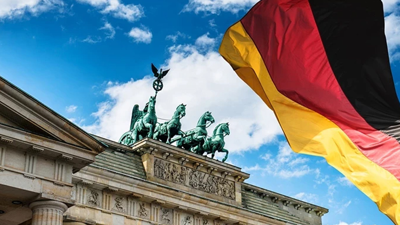 Almanya’da emeklilik yaşı tekrardan tartışma konusu oldu