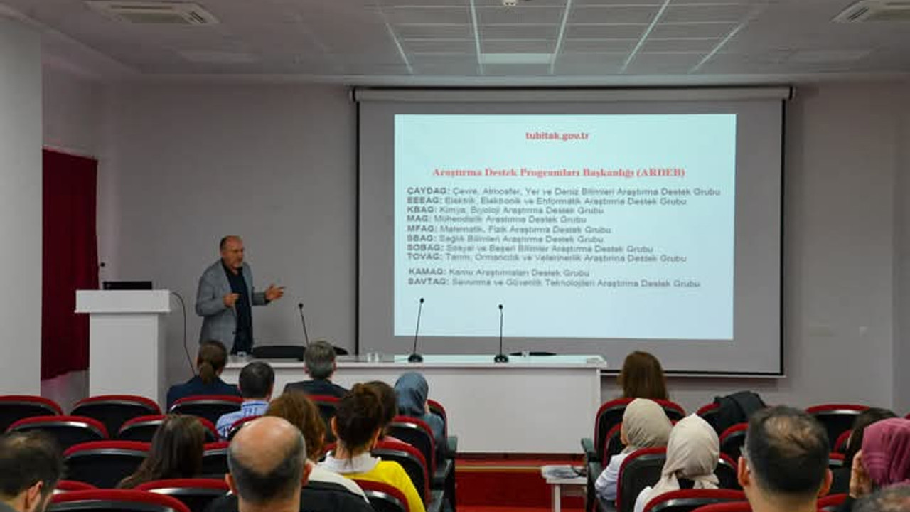 BŞEÜ'de TÜBİTAK proje yazma eğitimi gerçekleştirildi