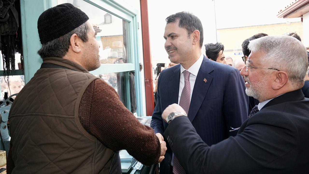 Bakan Murat Kurum Çorum’da esnafla buluştu