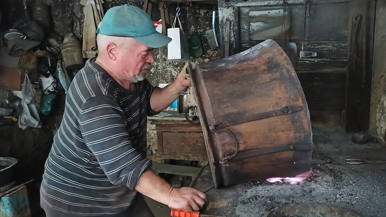 Son kalay ustası teknolojiyle savaşıyor