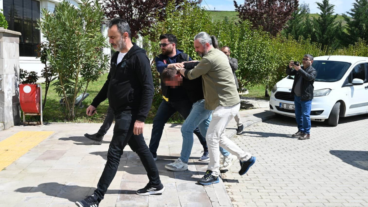 Yaşlı kadını boğazını keserek öldüren zanlı yakalandı