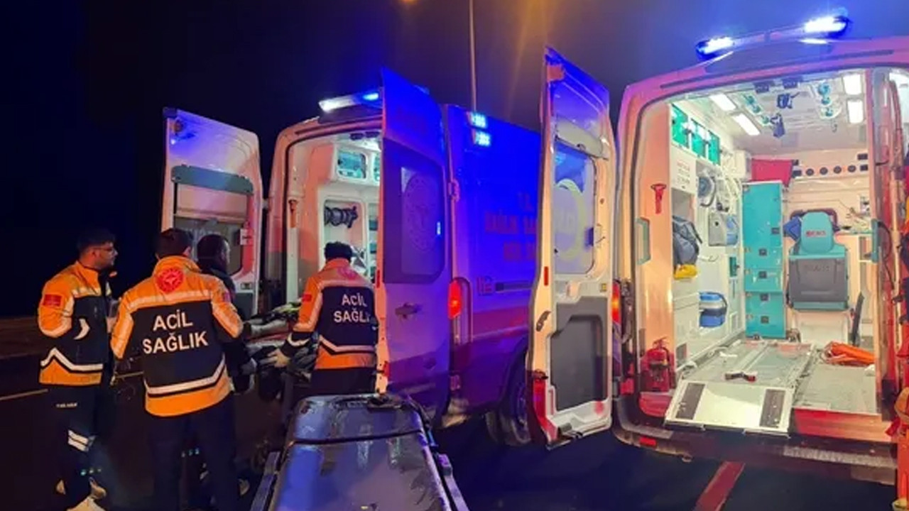 Cizre’de feci kaza... Hafif ticari araç şarampole yuvarlandı: 1 ölü, 1 ağır yaralı var