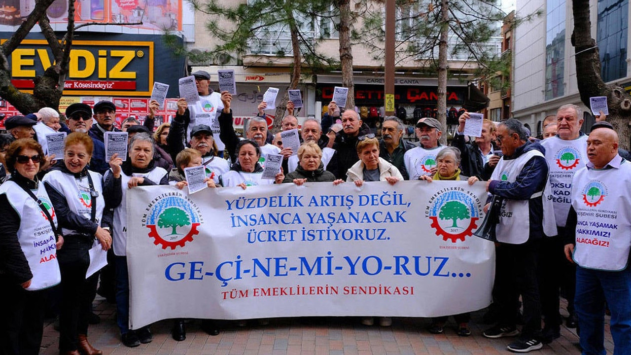 Emekliler meydanlarda: 7 ilde miting