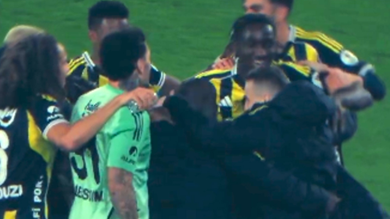 Galatasaray'ın puan kaybı sonrası Fenerbahçe'den paylaşım