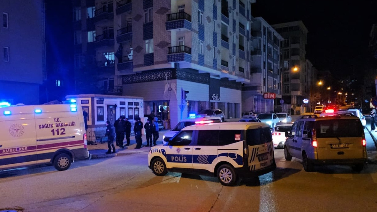 Çorum'da bıçaklı kavga: 2 yaralı