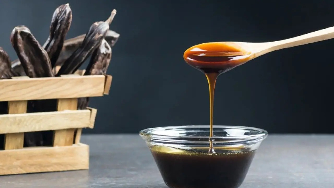 Demir depolarını kurutan gizli tehlike: Pekmezi sakın bu şekilde yemeyin