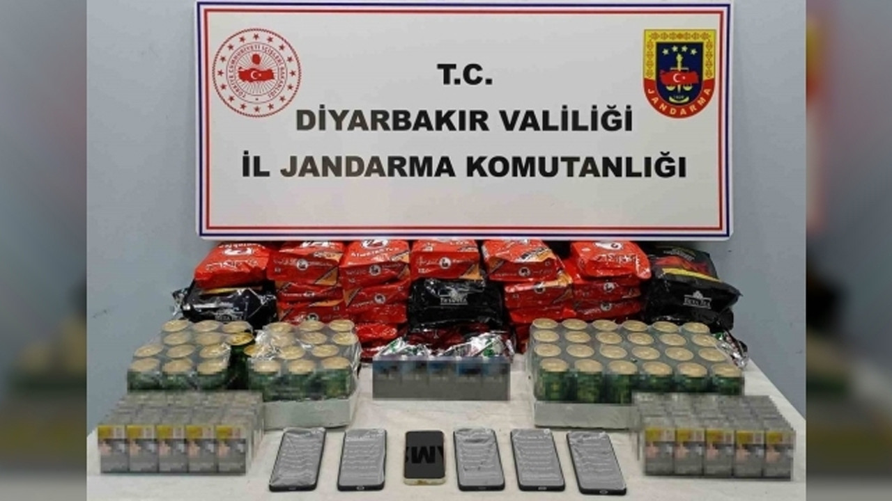Diyarbakır'da kaçakçılık operasyonu: Tonlarca kaçak ürün ele geçirildi
