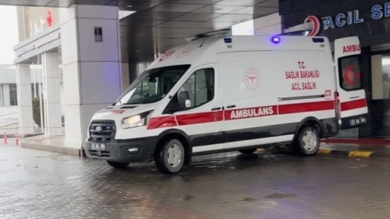 Elazığ’da korkunç iş kazası: İnşaat iskelesi çöktü... 4 işçi yaralandı