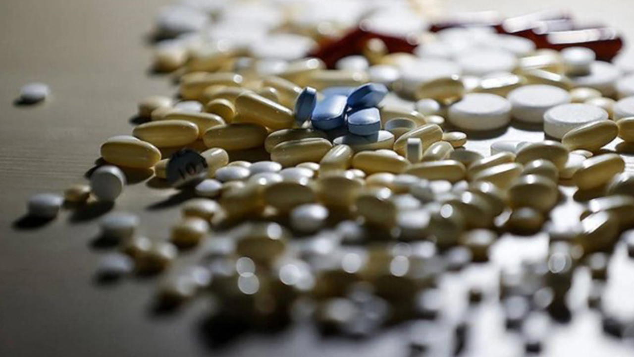 İstanbul'da 1,5 milyon sahte hap ele geçirildi