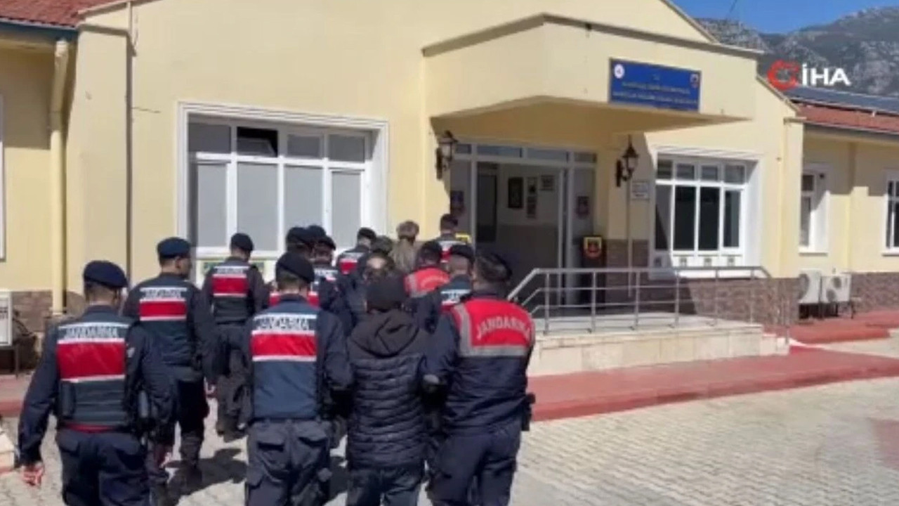 'Zehir tacirlerine’ operasyon: 1’i doktor olan 6 şüpheli yakalandı