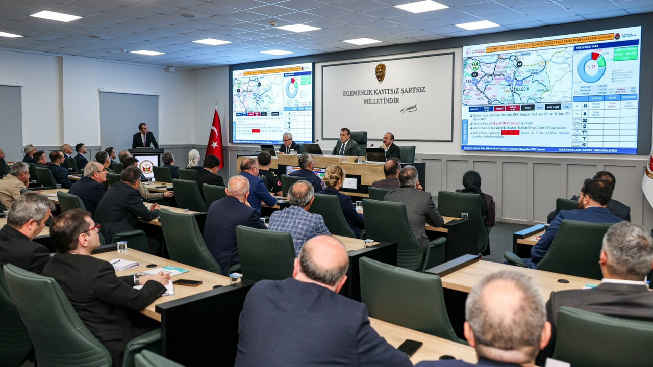 Bilecik'te yapımı devam eden projeler ele alındı