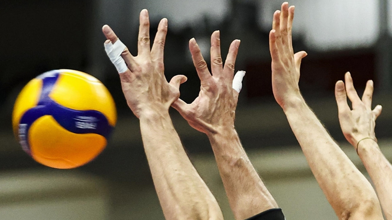 Efeler Ligi’nde final kapısı aralanıyor