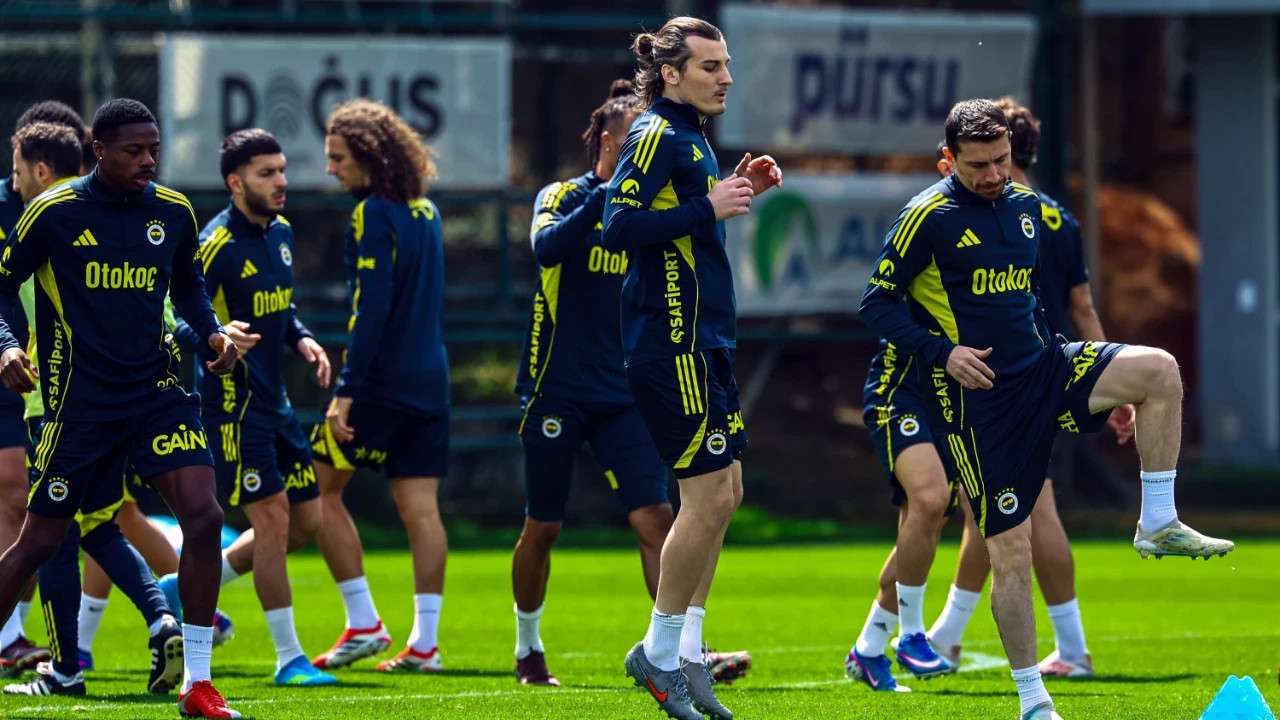 Fenerbahçe'de Mert Hakan Yandaş, takımla çalışmaya başladı