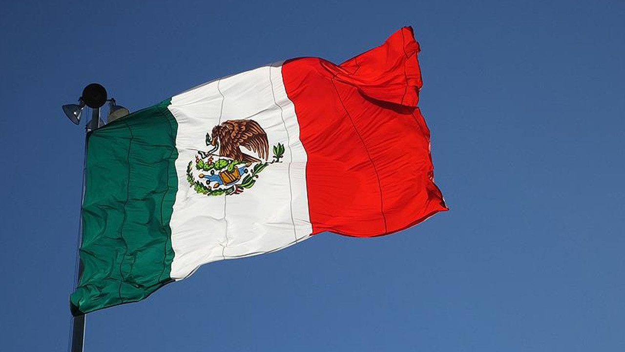 Meksika'dan Papa'ya destek