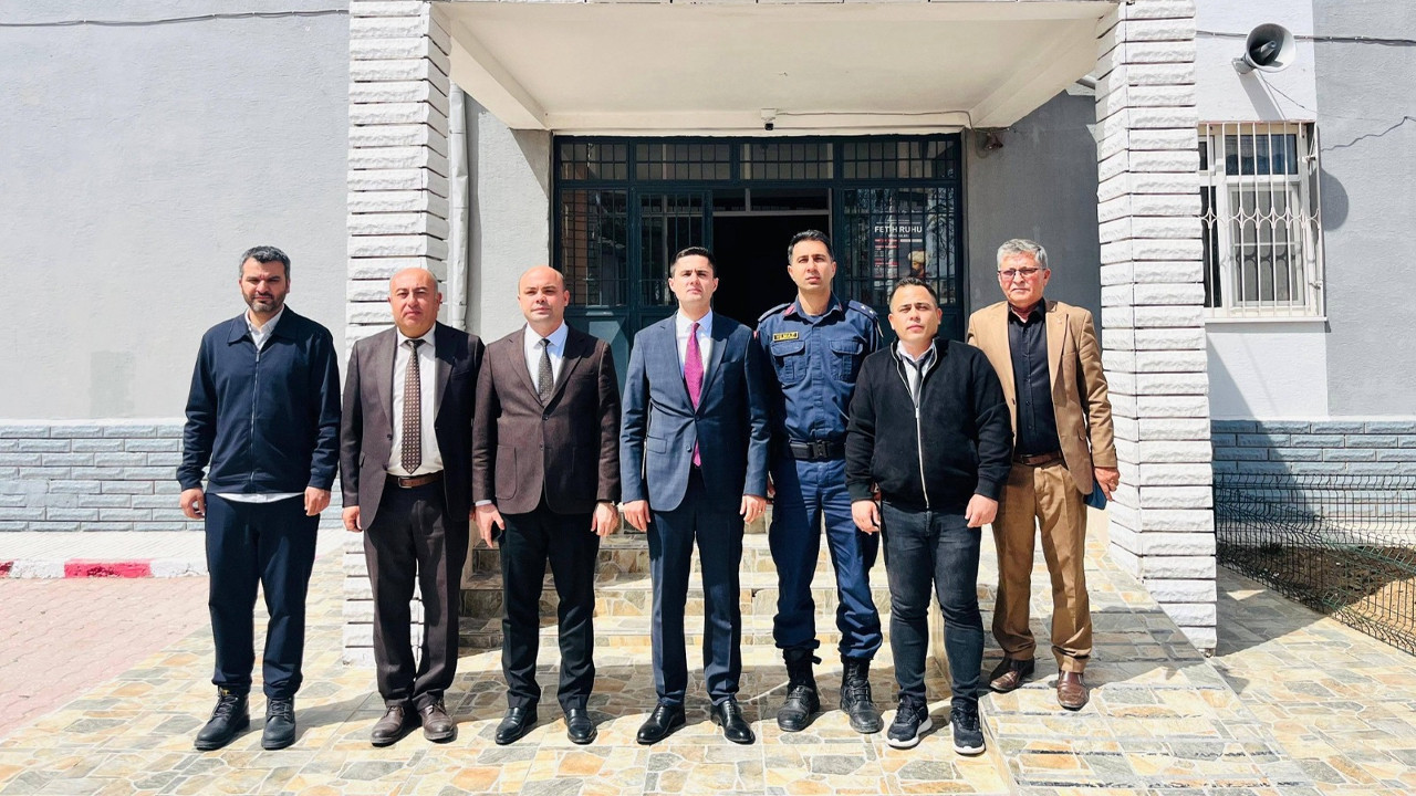 Eskil Kaymakamı Taha Soydaş köyleri yerinde inceledi