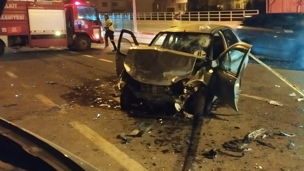 Gümüşhane'de trafik kazasında 3 kişi yaralandı