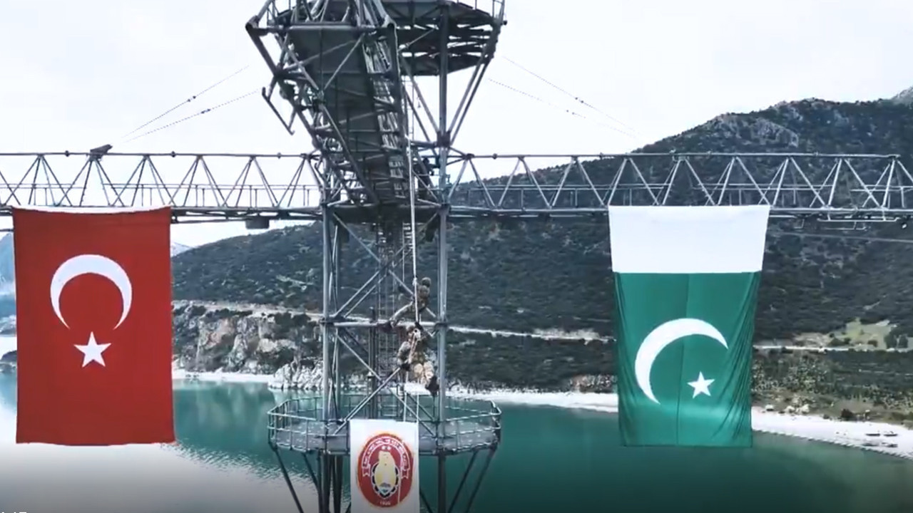 Kardeş ülkelerin birlikleri zorlu araziyi titretti