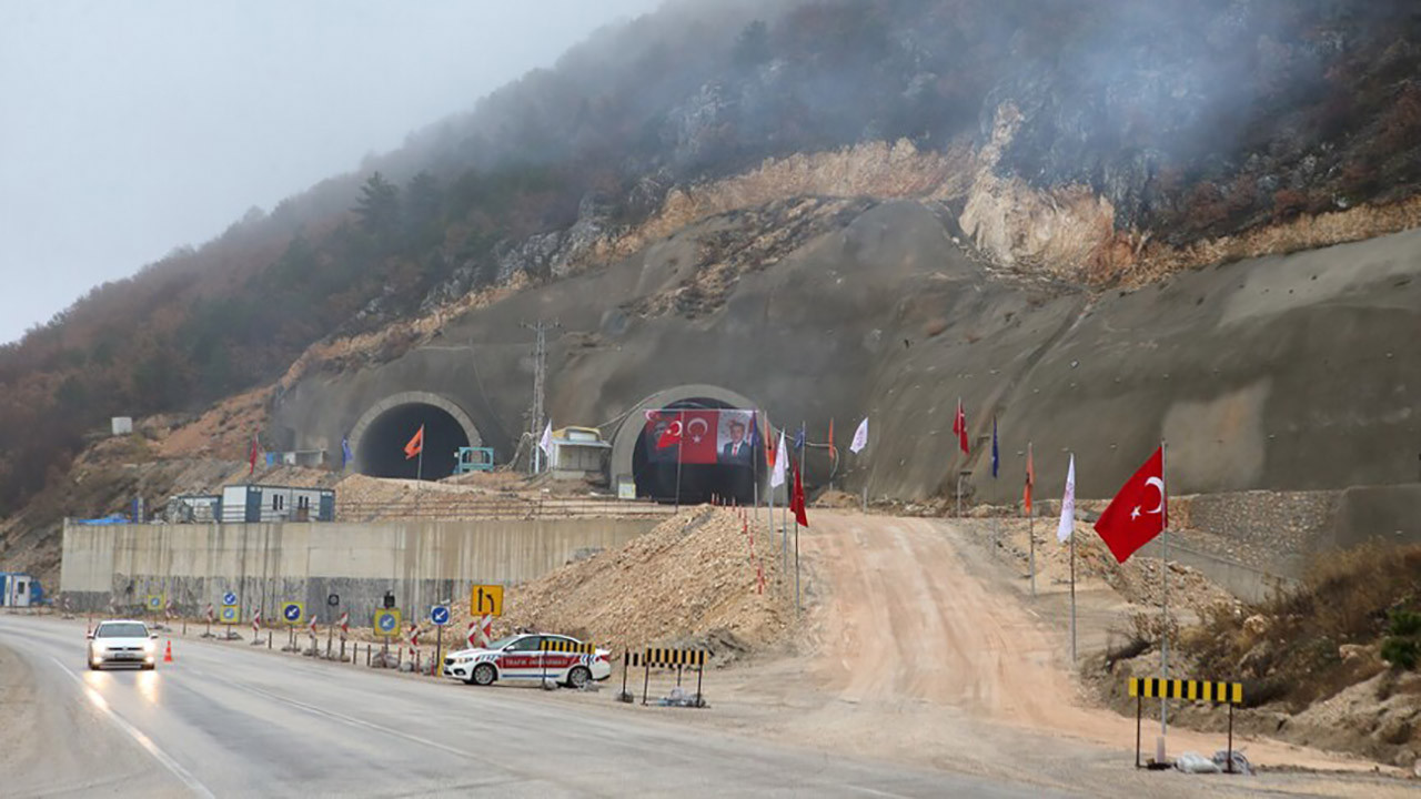 Kırkdilim’in 40 virajı tarihe karışıyor: Çorum-Laçin yolu yarın açılıyor