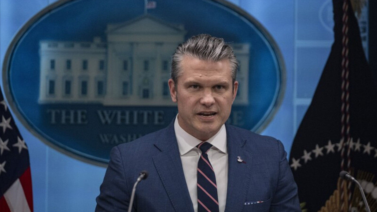 ABD Savunma Bakanı Hegseth'ten İran'a yönelik tehdit