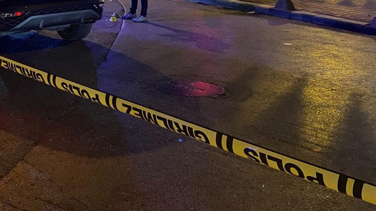 Küçükçekmece’de silahlı saldırı: 2 yaralı