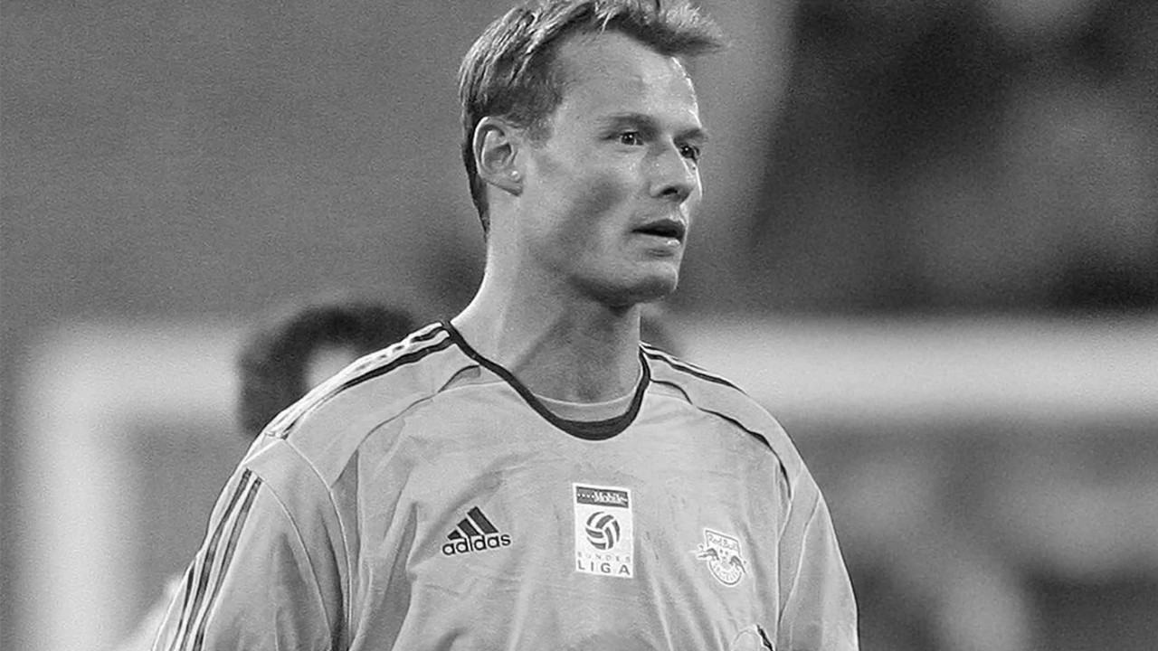 Ünlü kaleci Alexander Manninger tren kazasında hayatını kaybetti