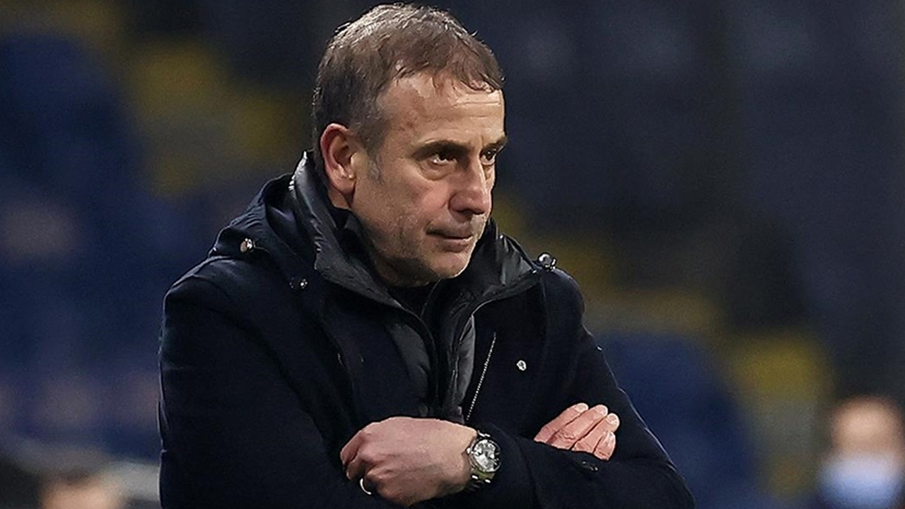 Abdullah Avcı, Süper Lig'deki şampiyonluk yarışında avantajlı olan takımı açıkladı