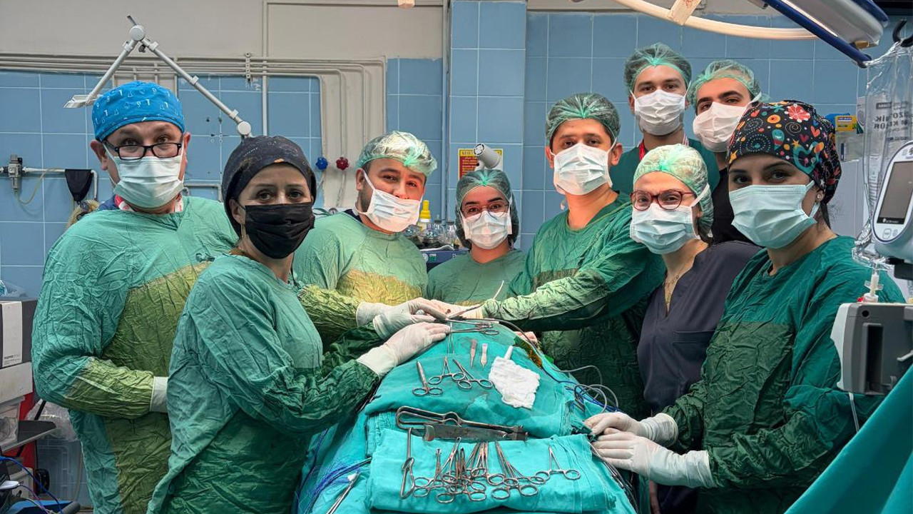 Ordu Üniversitesi Hastanesinde ileri evre larenks kanseri ameliyatı başarıyla gerçekleştirildi