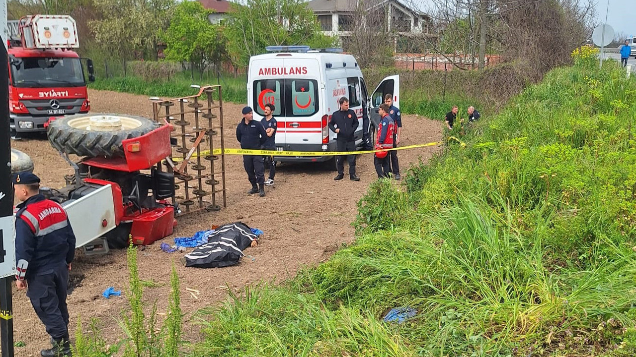 Traktörün altında kalan çiftçiden acı haber