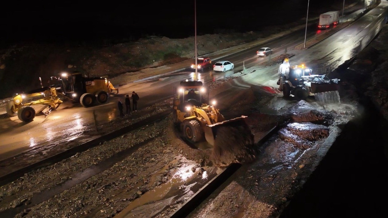 Adıyaman’da şiddetli yağış heyelana yol açtı
