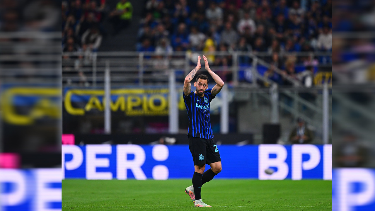 Hakan'a büyük onur, Inter Cagliari’yi yendi: Semih Kılıçsoy kararı tartışma yarattı