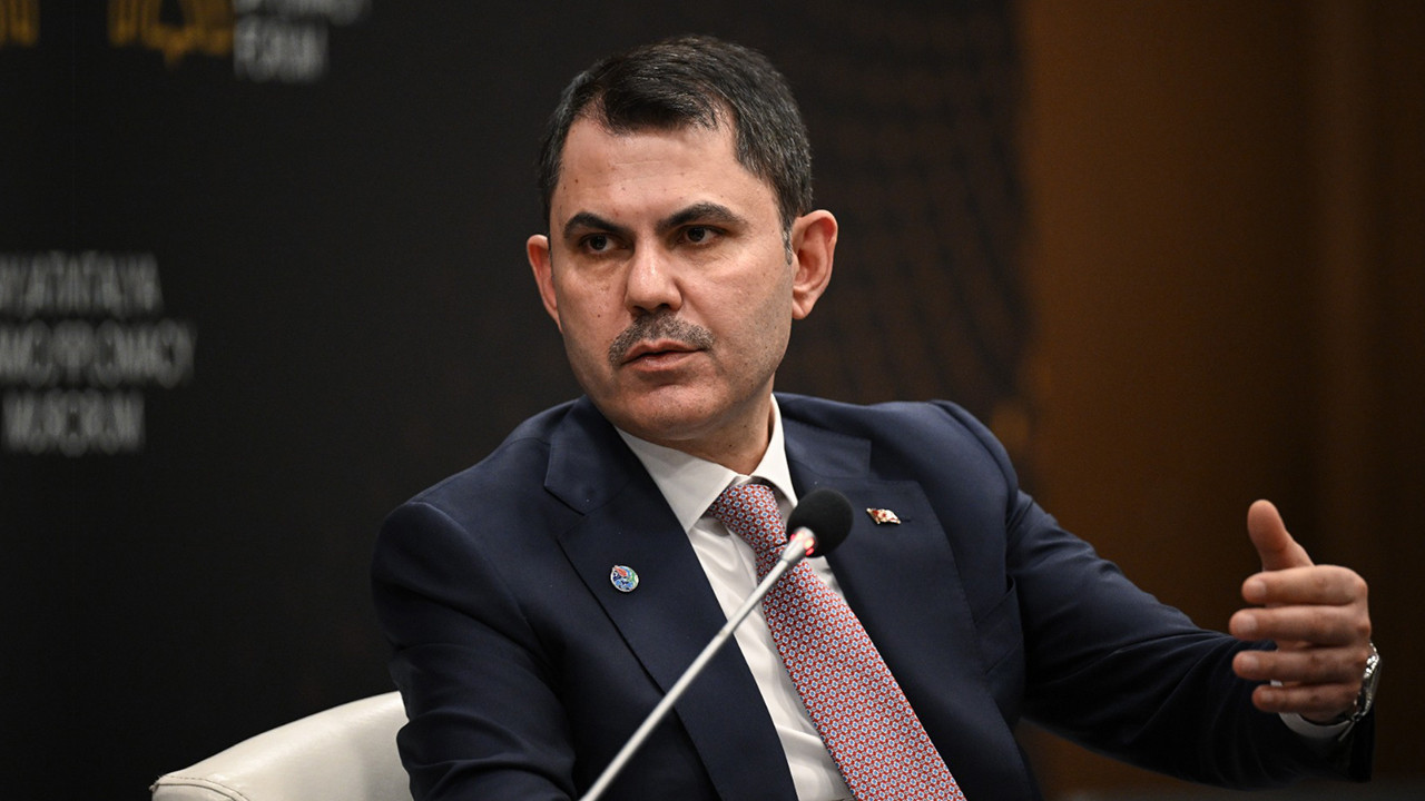 Bakan Kurum: Fosil yakıtlardan uzaklaşmak zorundayız