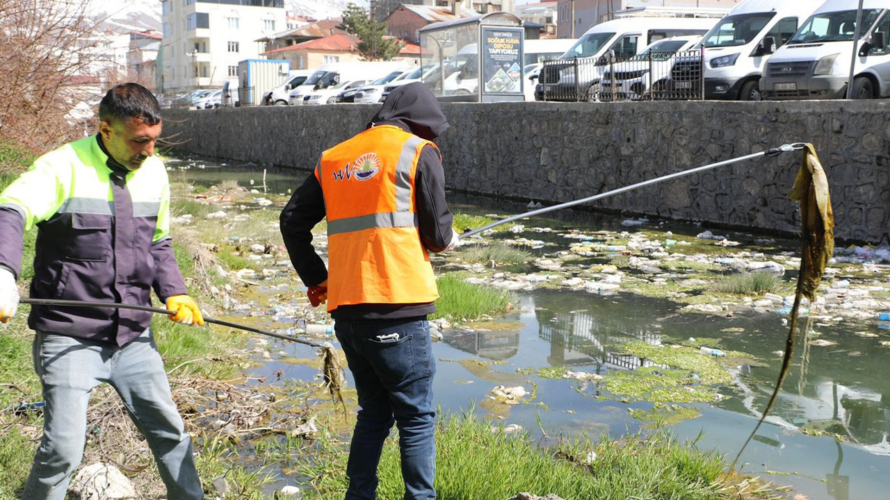 İnci kefali göçü için seferberlik: 2 ton atık temizlendi