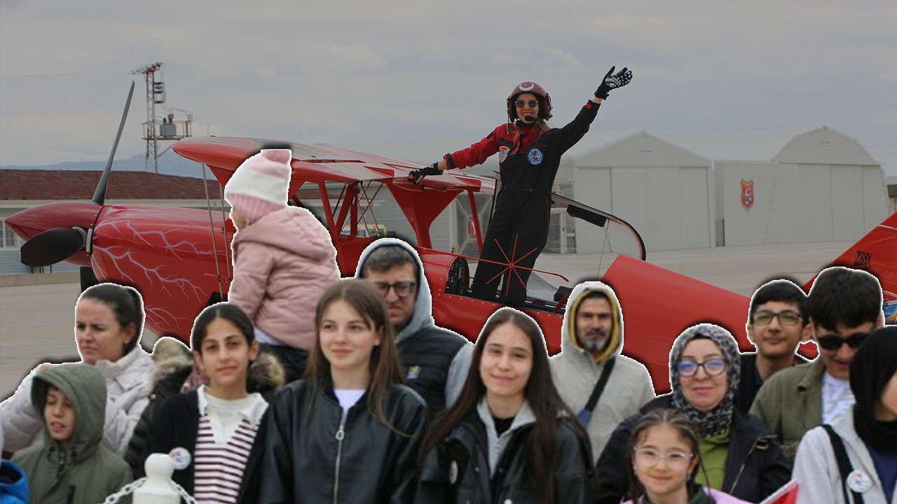 Kadın akrobasi pilotundan dev şov: Çocuklar gülsün diye hava şartlarına aldırmadı
