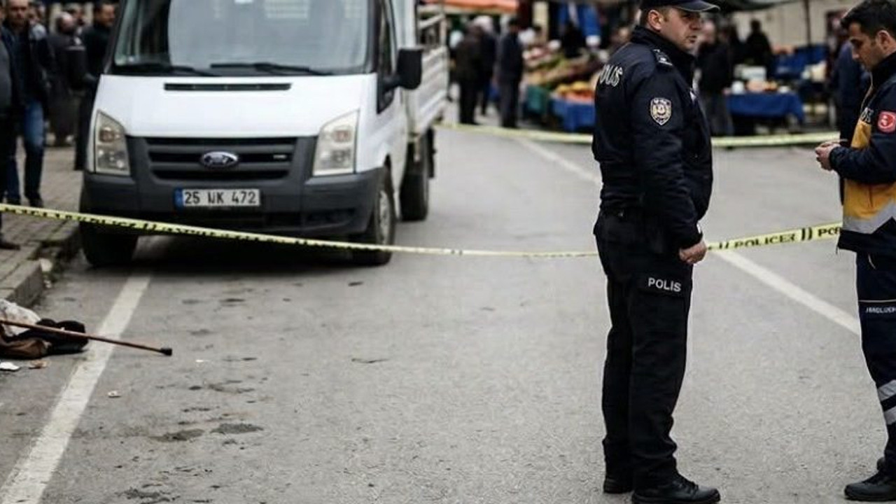 Kamyonetin çarptığı yaşlı adam yaşamını yitirdi