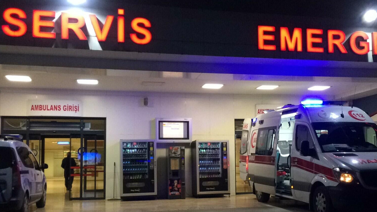 Denizli'de feci traktör kazası: Baba öldü oğlu yaralı kurtuldu