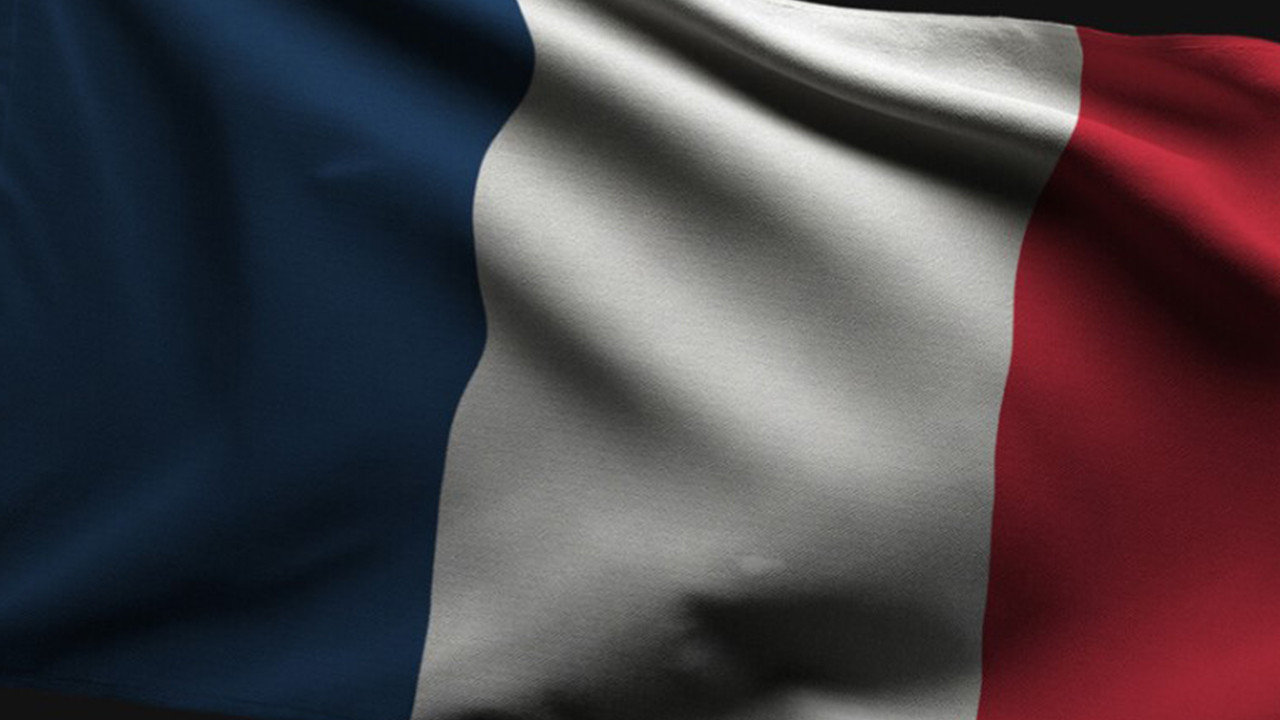 Fransa, Lübnan'da Fransız barış gücü askerinin öldüğü saldırıyı kınadı