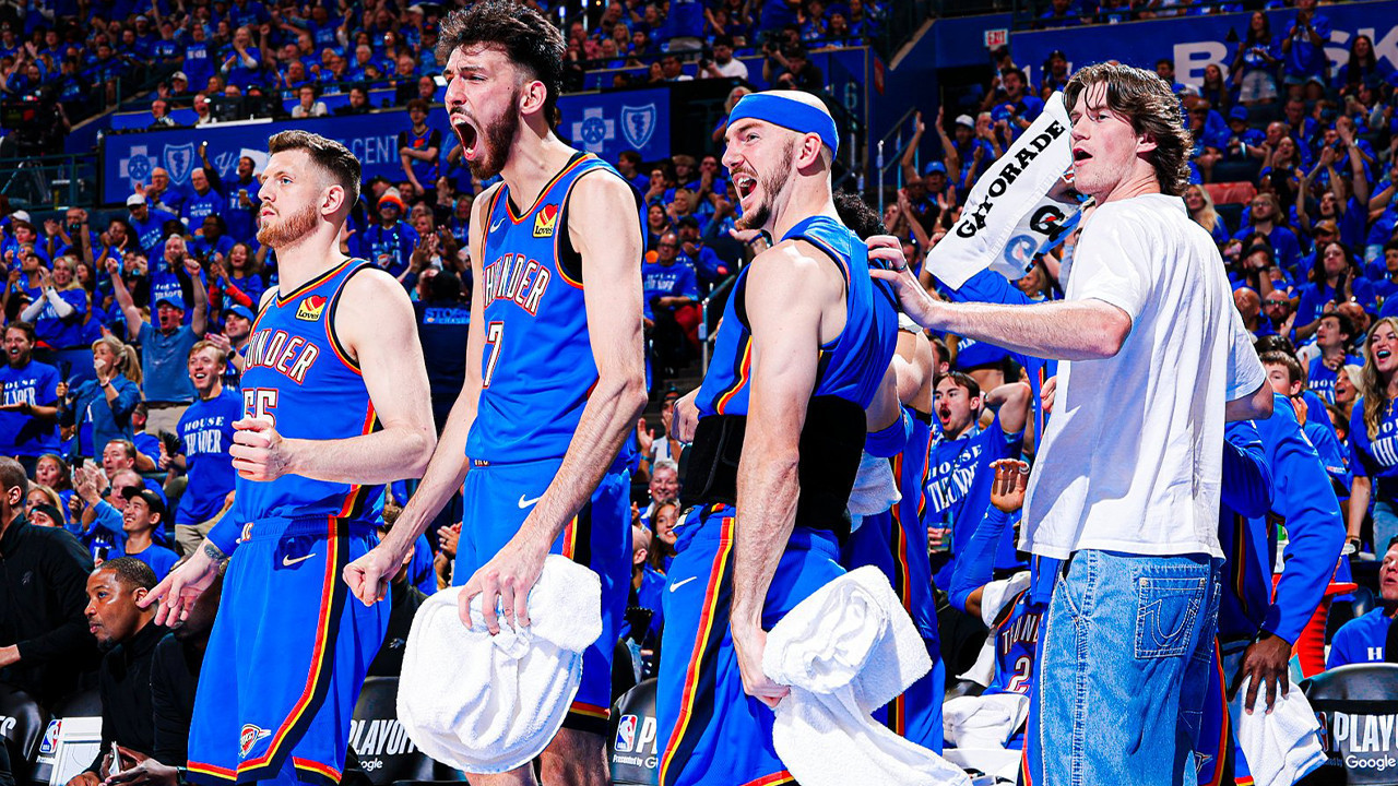 Oklahoma City serinin ilk maçında Phoenix Suns'ı sahadan sildi