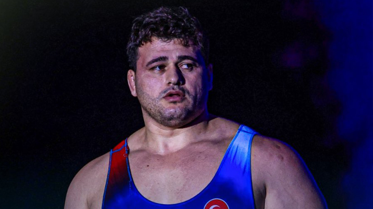 Rekora koşan Rıza Kayaalp finale çıktı: Belaruslu sporcu yenilince çirkinleşti