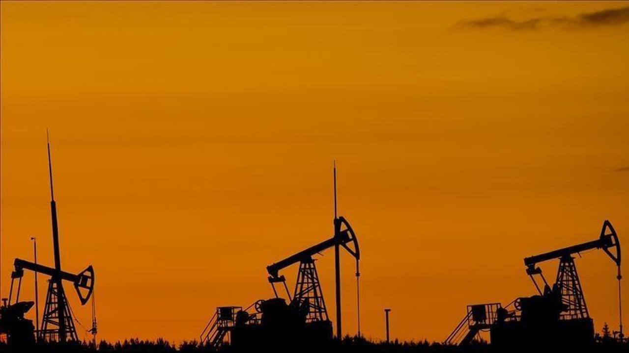 Ukrayna’dan Rus petrol rafinerisine saldırı