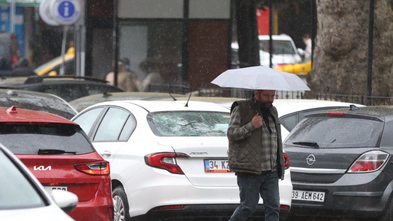 Kırklareli'ni sağanak vurdu