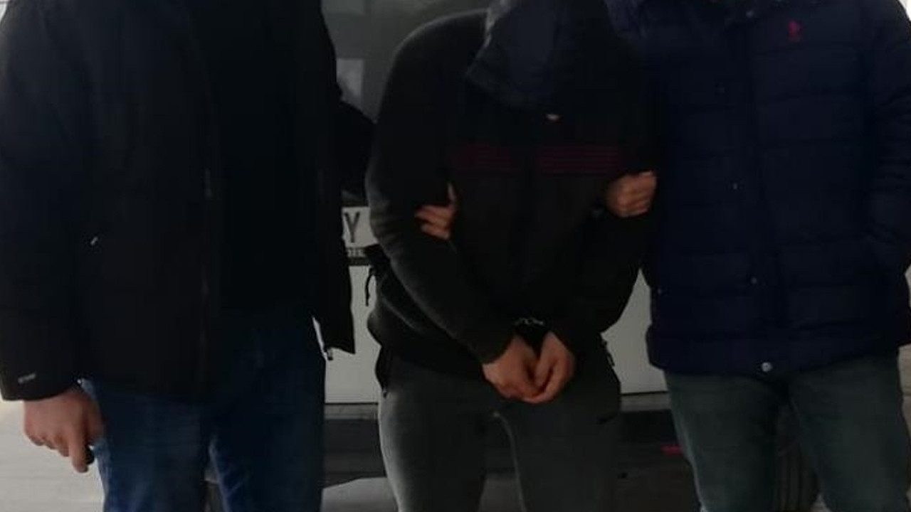 Okulları tehdit eden 30 kişi gözaltında: 25'i çocuk yaşta...