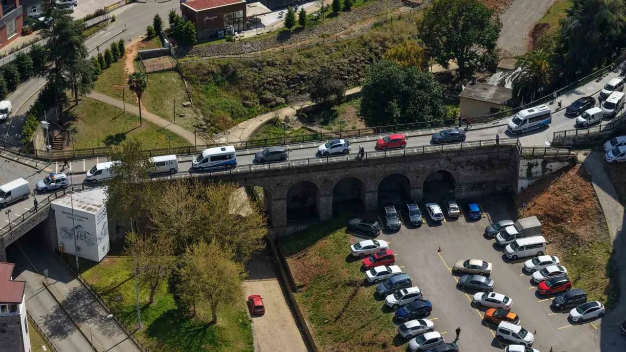 Trabzon’un simge köprüsü incelenecek