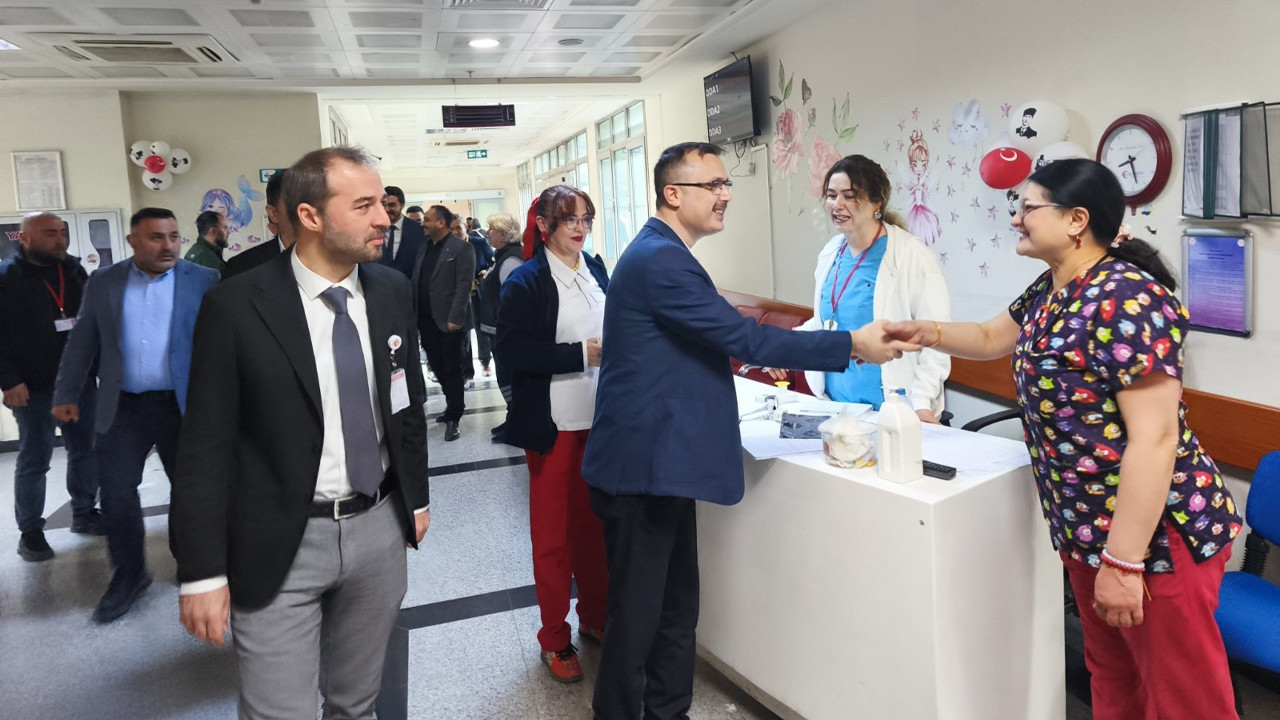 23 Nisan hastanede coşkuyla kutlandı