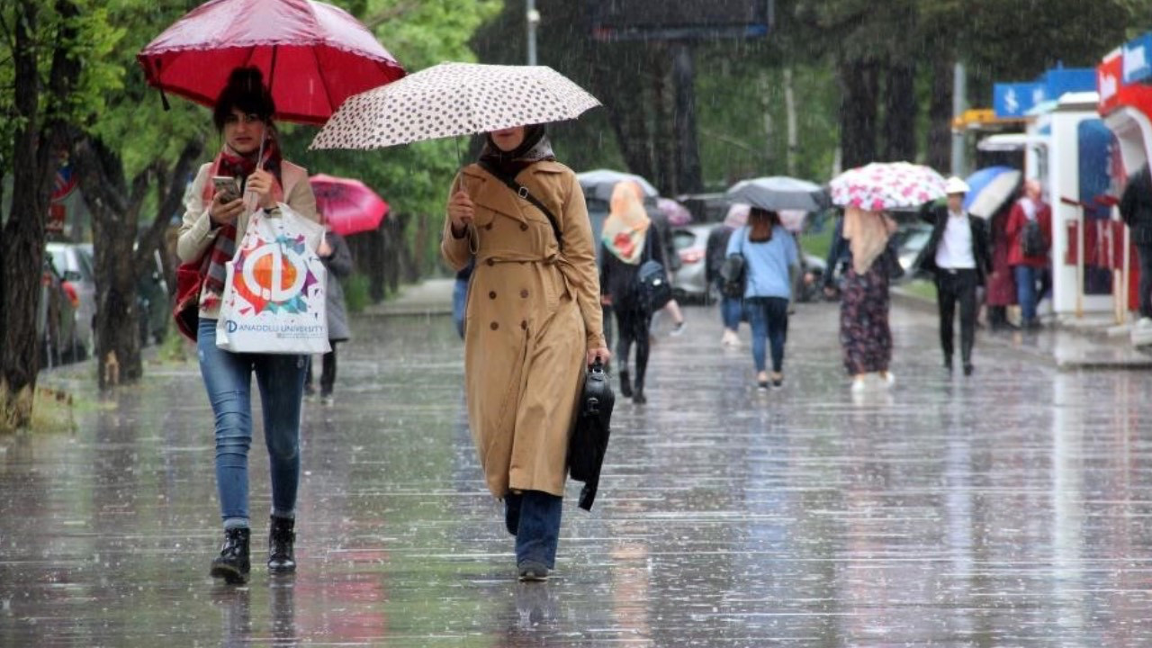 Doğu Anadolu’ya kuvvetli rüzgar ve fırtına uyarısı