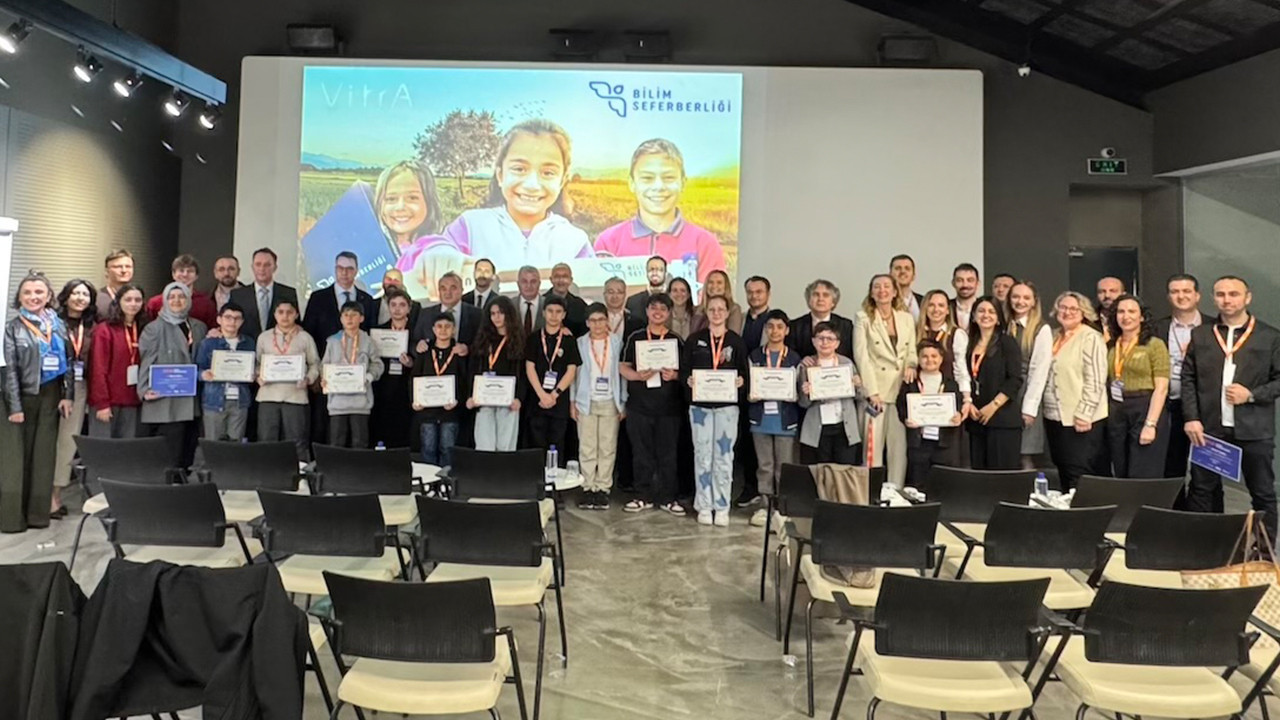 Eczacıbaşı VitrA ve YGA, Bilecik’teki 6.684 öğrenciyi bilimle buluşturdu