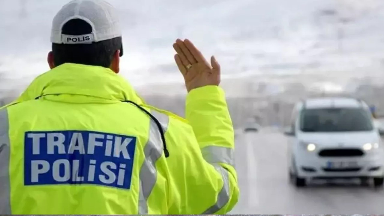 Ön plakası takılı olmayan sürücüye para cezası